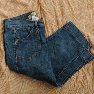 🚨 [8/$10] Old Navy Capris Denim